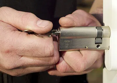 Super Locksmith Services Riverside, IL 708-356-7895 - 29-10